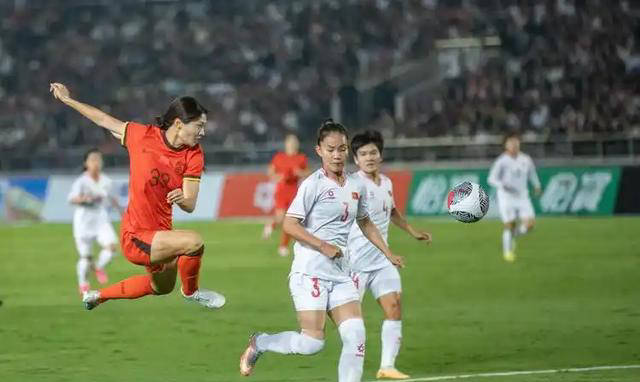 新晋女足国脚展现实力,助中国女足豪取四连胜的简单介绍 新晋女足国脚展现实力,助中国女足豪取四连胜的简单介绍