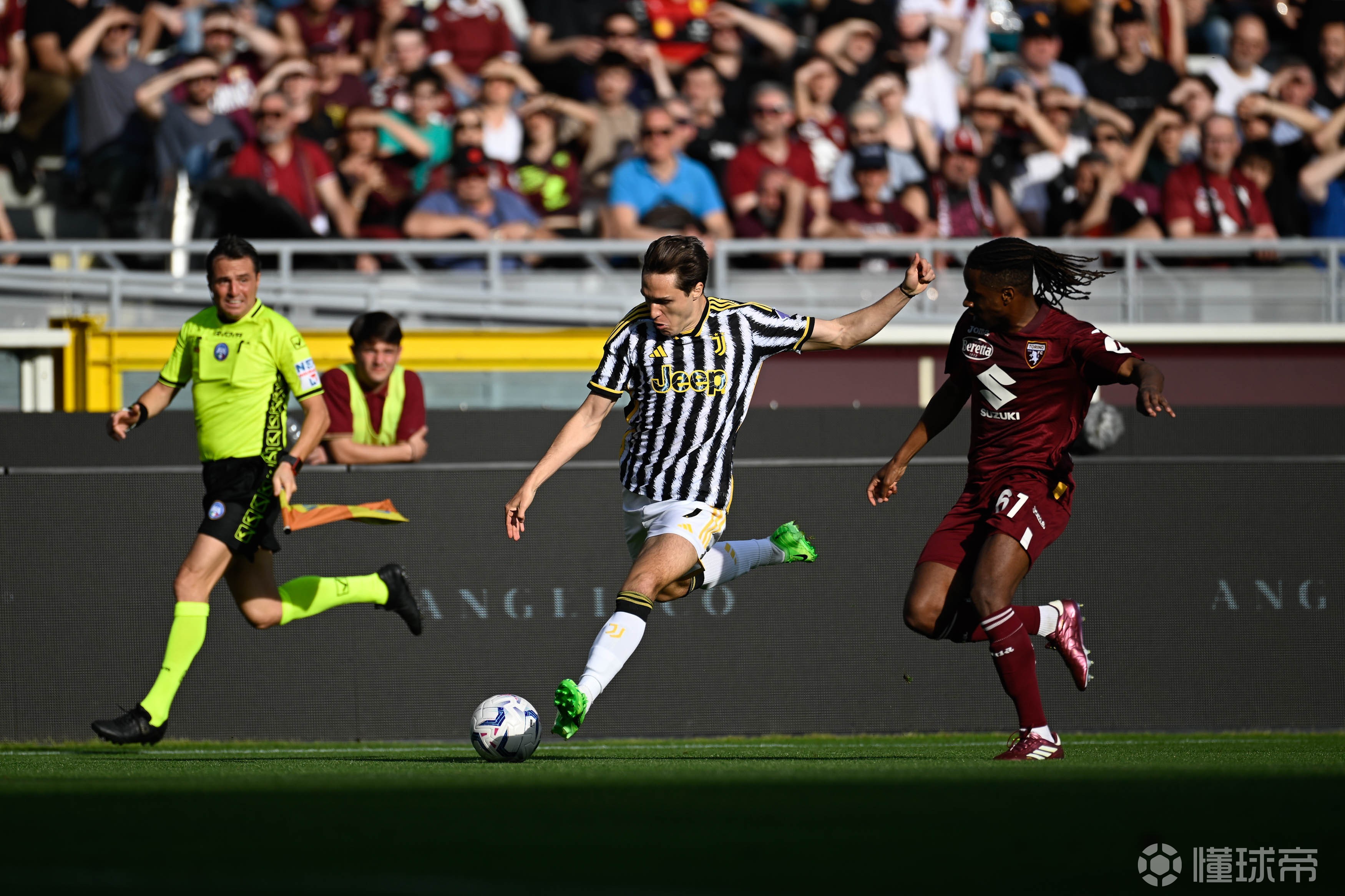 都灵主场击败罗马,保持不败纪录 都灵主场击败罗马,保持不败纪录