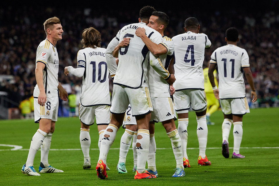 九游娱乐首页-巴萨夺冠热望尚未失灰，皇马欧冠异军突起