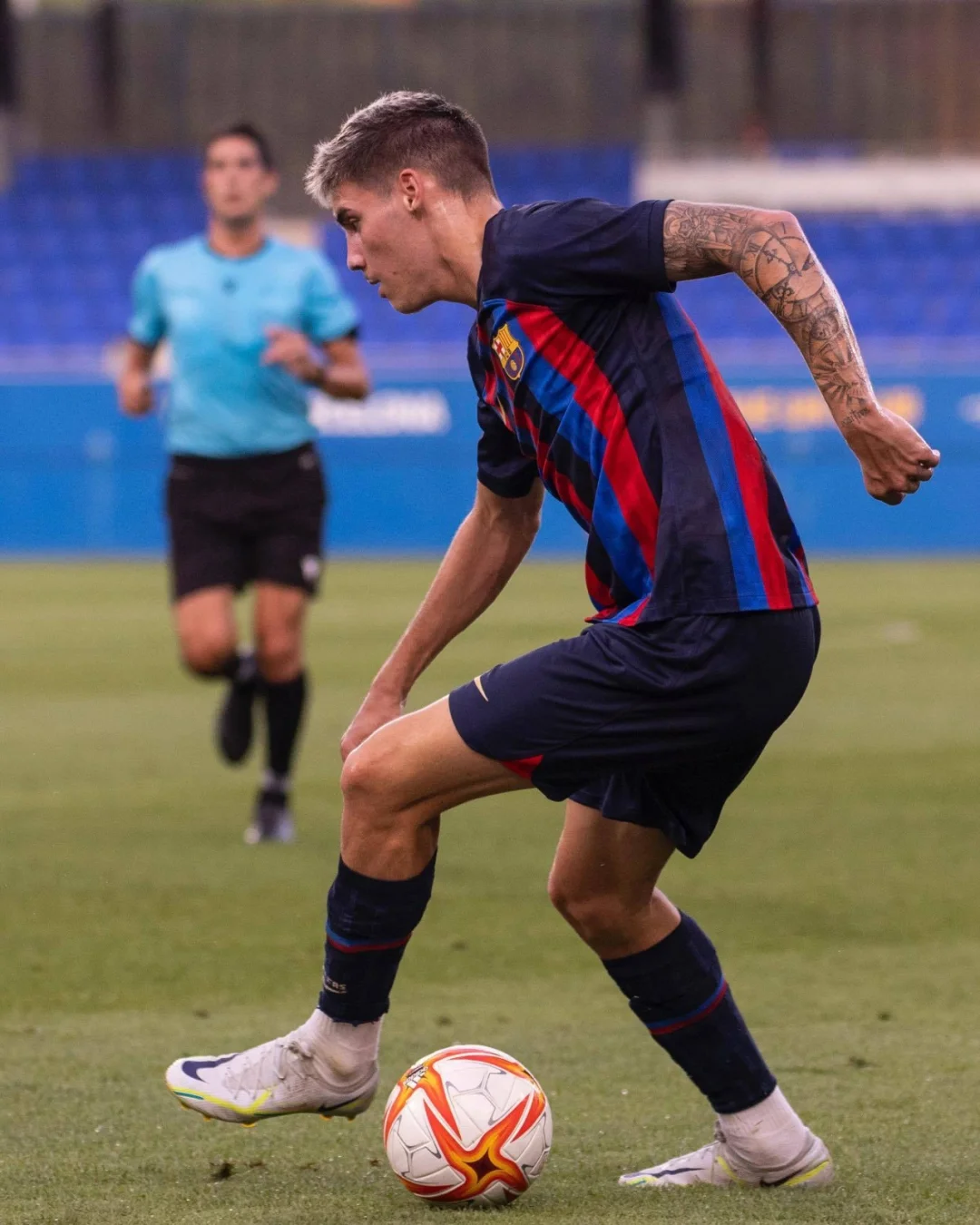 关于千钧一发：瓦伦西亚逆转获胜引发热议的信息