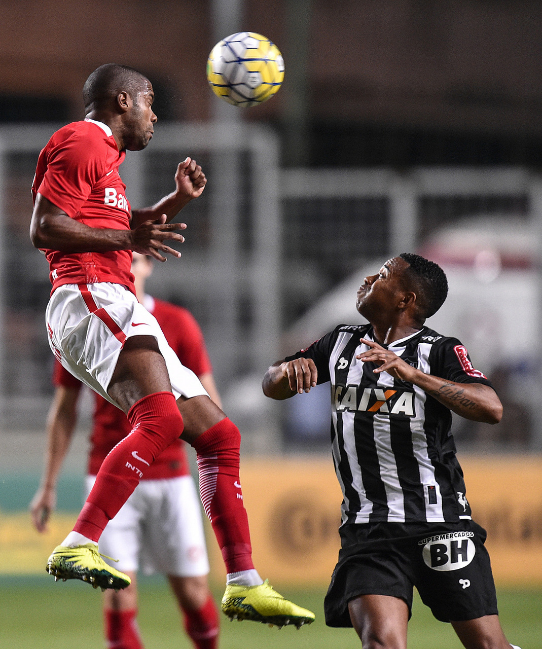 九游中国-关于罗马险胜桑普多利亚，赚得关键三分的信息