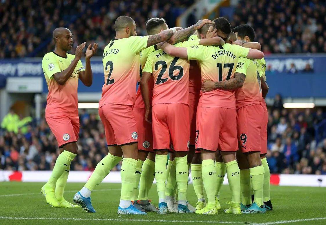 九游APP-包含富勒姆客场遭埃弗顿逆转，球队暂时排名垫底，重返英超仍任重道远的词条