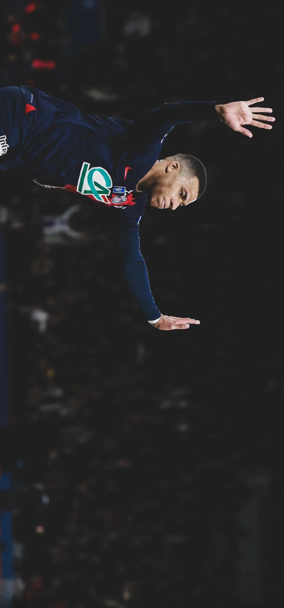 巴黎圣日耳曼队官方确认签约巴西后卫，补强防线的简单介绍