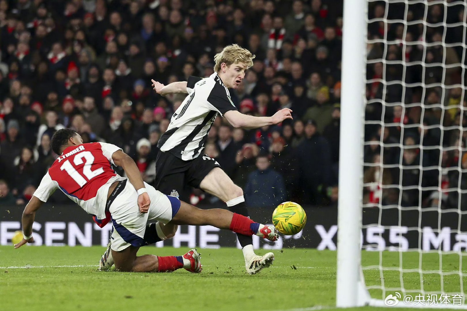 阿森纳客场不敌对手，遭遇背水一战的简单介绍