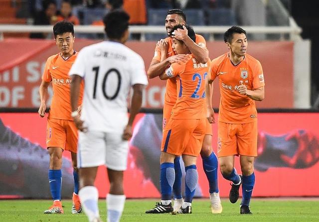 关于崭露头角的新星，点燃球队的胜利火焰的信息