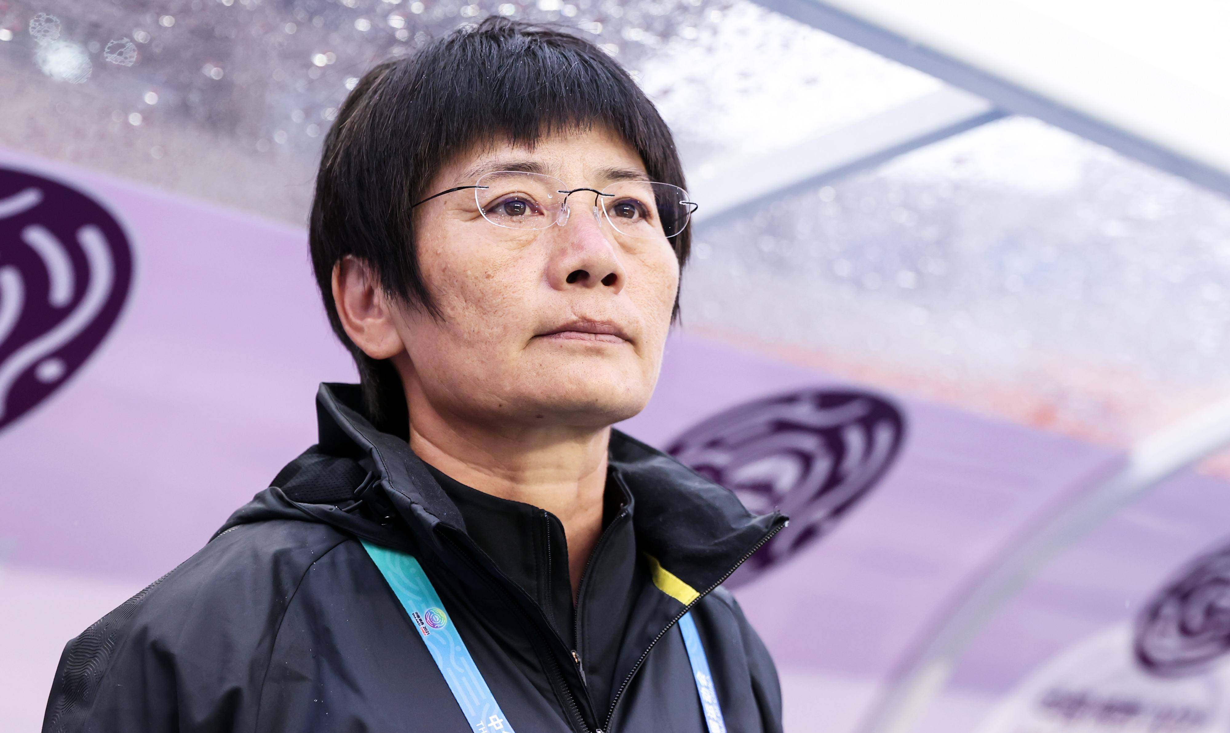 九游娱乐app下载-绝地奋斗，女足队员亮剑世界舞台的简单介绍