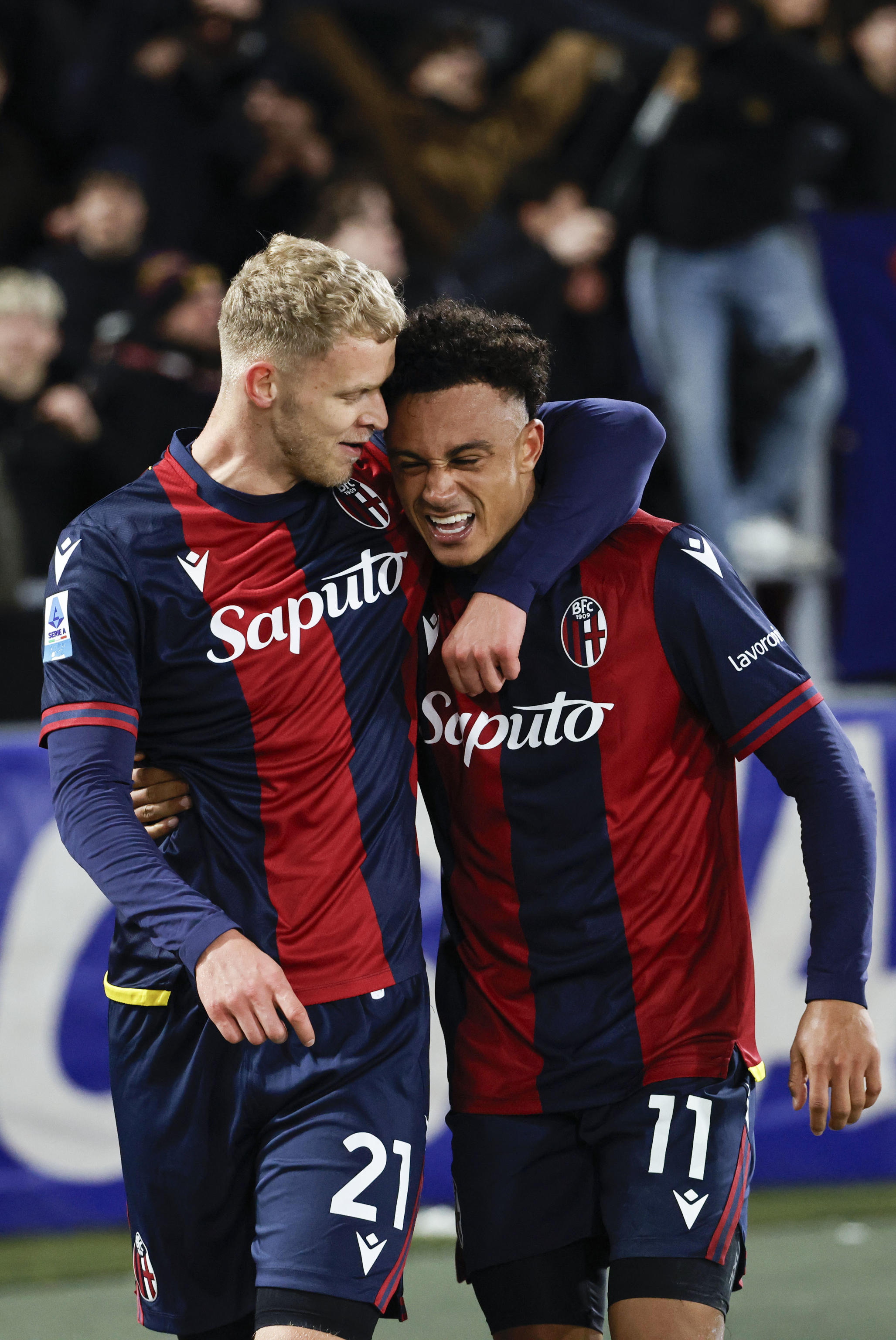 九游游戏-瓦伦西亚中锋选择意甲联赛，引发球迷讨论