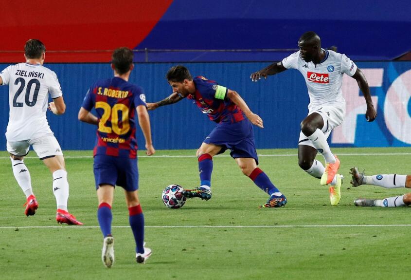 那不勒斯客场逼平都灵，争议判罚引热议的简单介绍