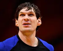 切沃惊险获胜，保持诺维奇领跑位置的简单介绍