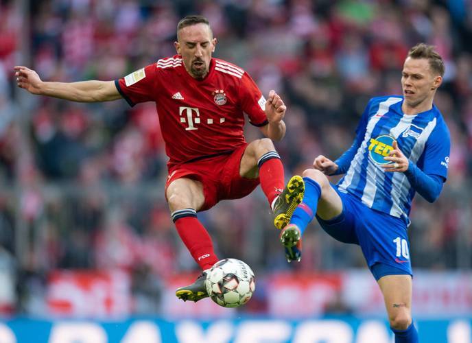 柏林赫塔取得俄格斯堡客场胜利 柏林赫塔取得俄格斯堡客场胜利