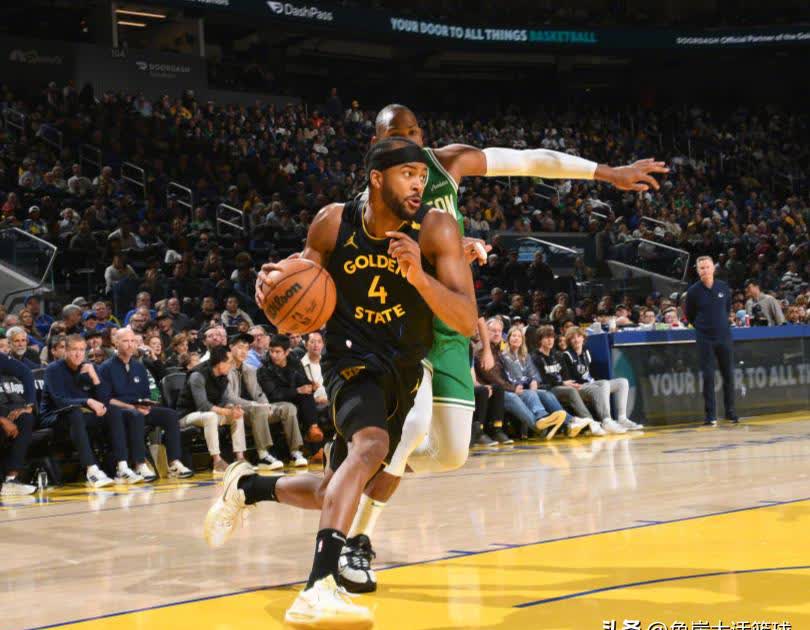 凯尔特人队战功卓著，一路高歌猛进