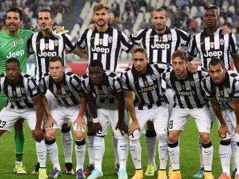 意甲球员在场上展露出色技术风采