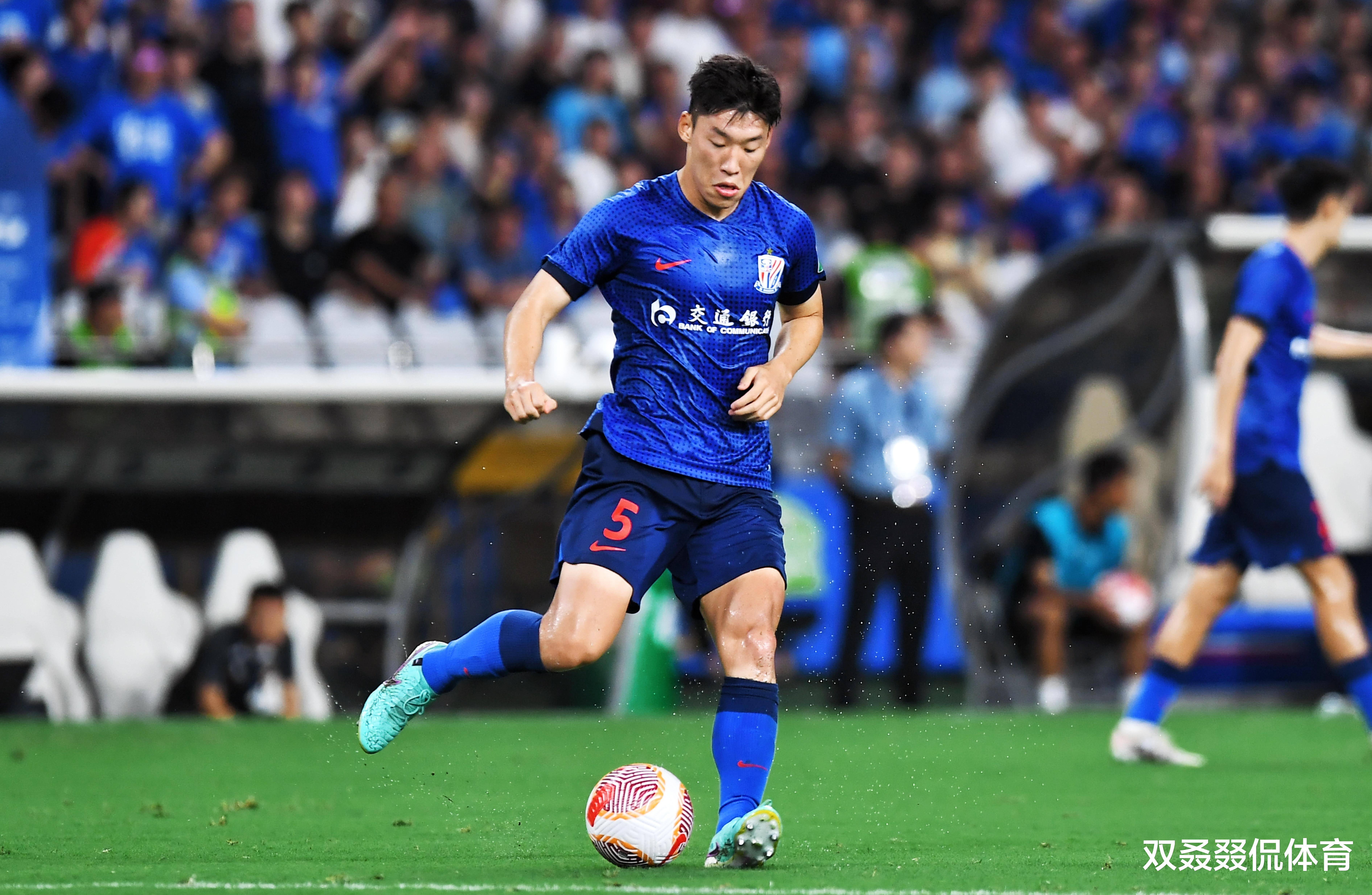 东亚足球俱乐部遭遇紧张比赛 东亚足球俱乐部遭遇紧张比赛