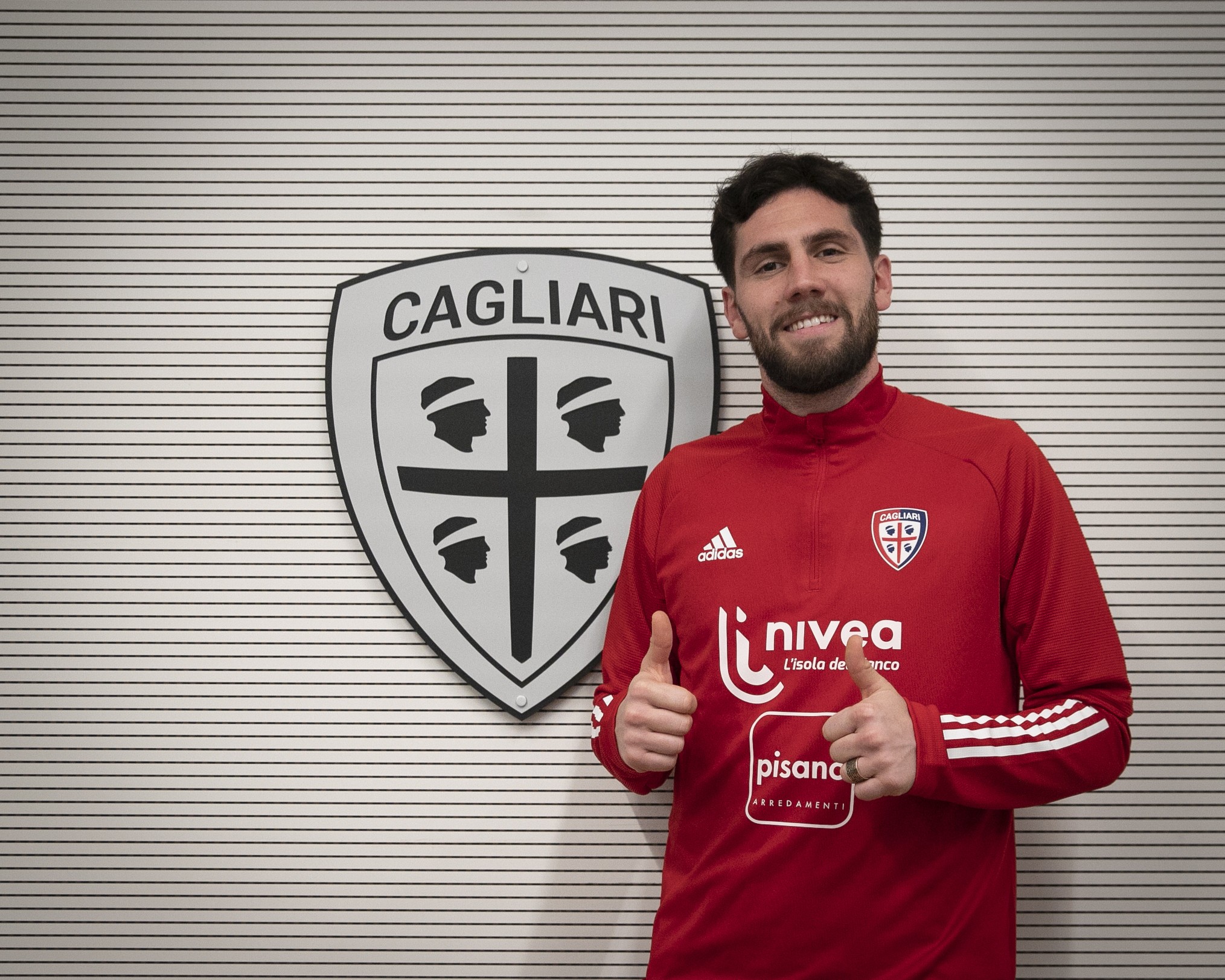 九游娱乐官方-卡利亚里博弈求稳，盼冲刺积分榜