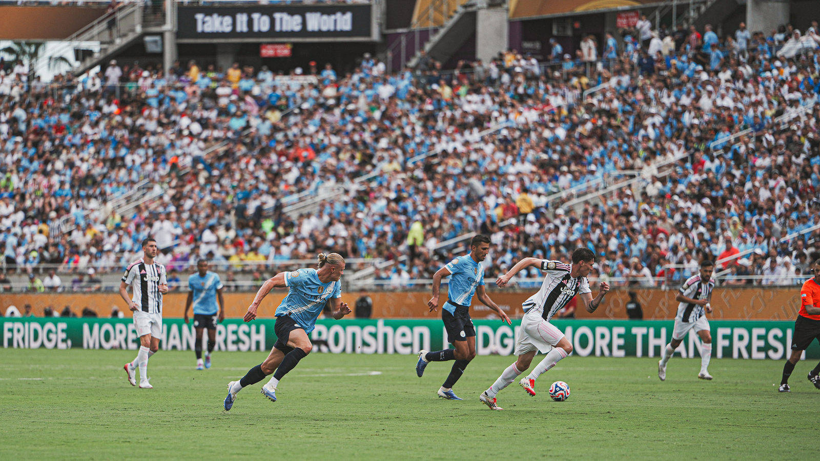 曼城连续三轮主场胜利,实力彰显 曼城连续三轮主场胜利,实力彰显