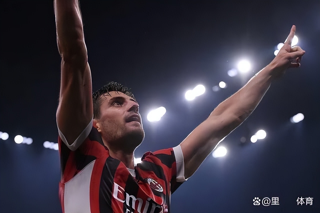 九游娱乐网站-米兰战胜贝内文托，伊布神奇攻入两球