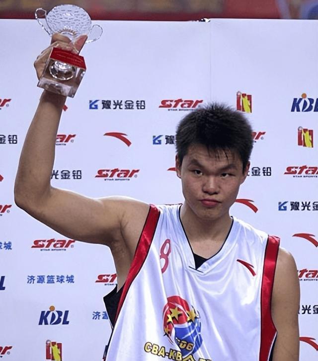 九游娱乐-包含篮球名将代表国家队取得辉煌战绩的词条