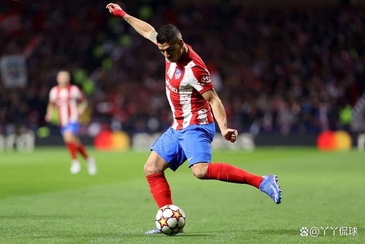 九游体育平台-紧张比赛落幕，球队成功捍卫主场荣誉