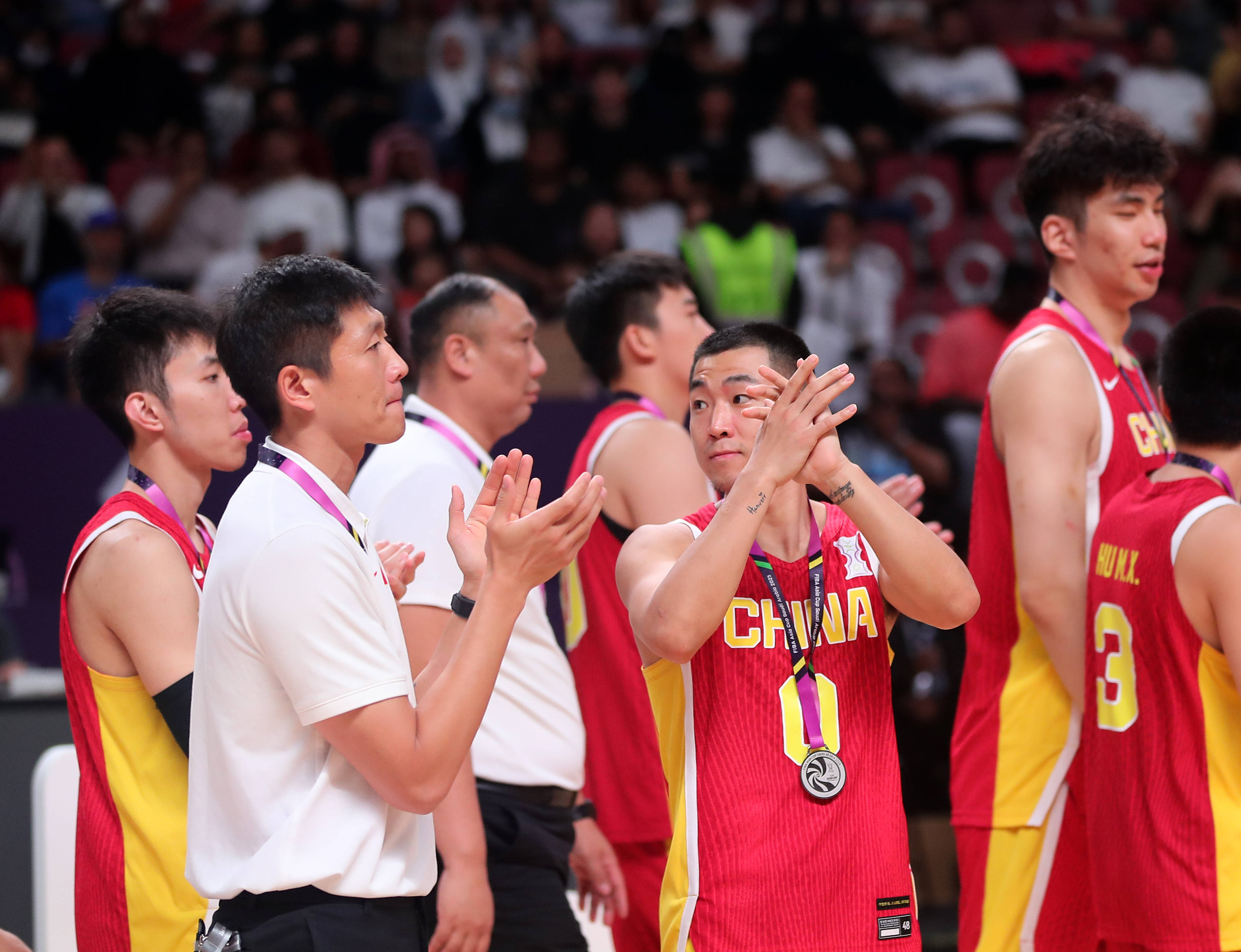 惊险胜利！亚洲球队奋勇拼搏晋级半决赛