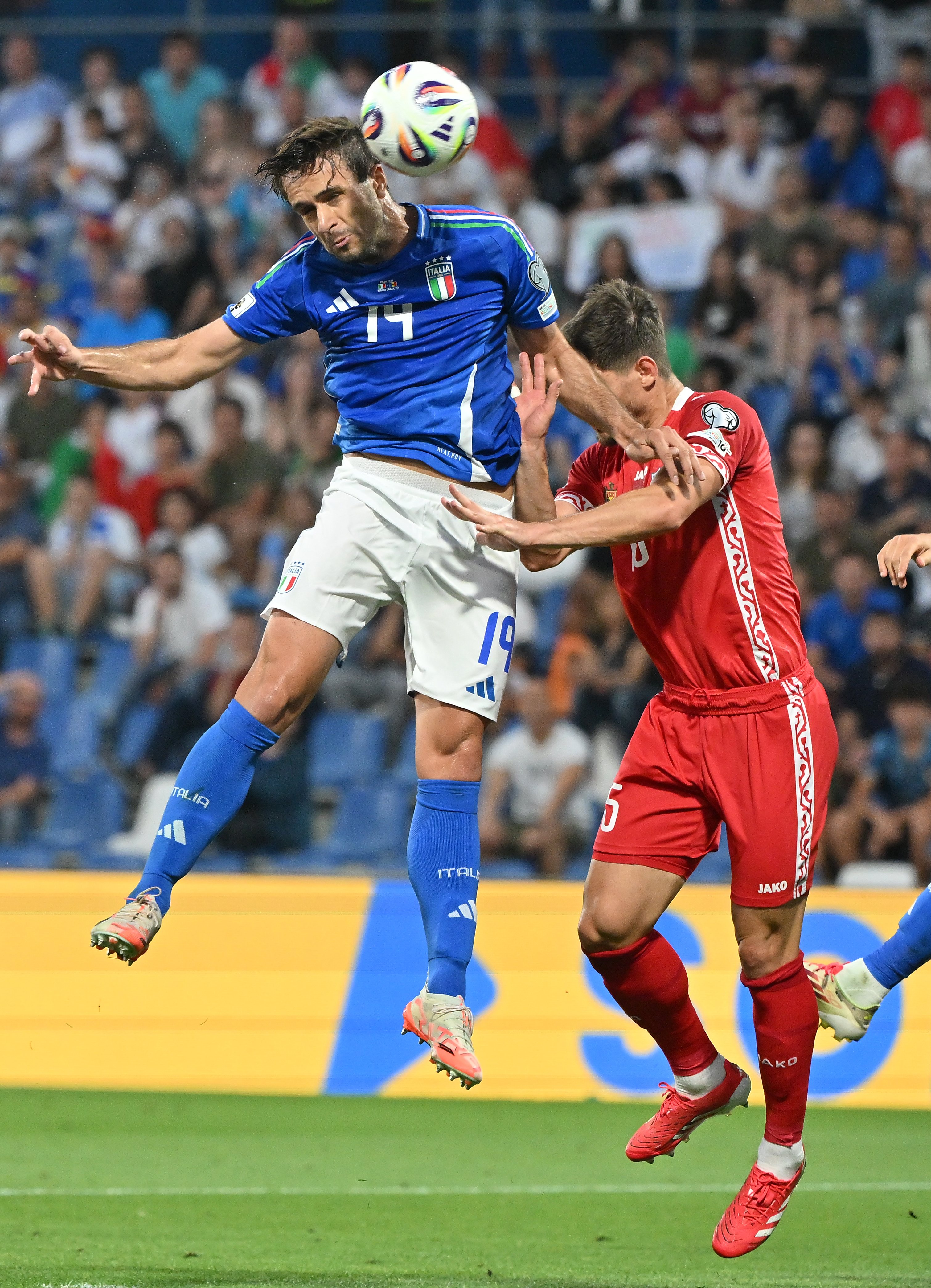 九游游戏-欧洲足球盛宴暗流汹涌，胜负难定