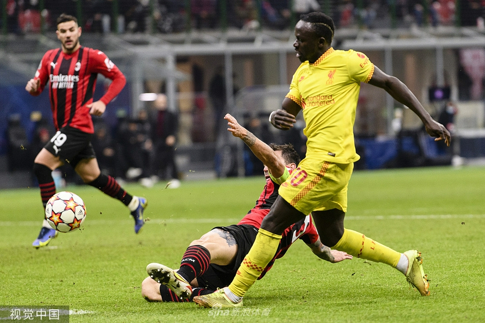 AC米兰客场告负,小组垫底 AC米兰客场告负,小组垫底