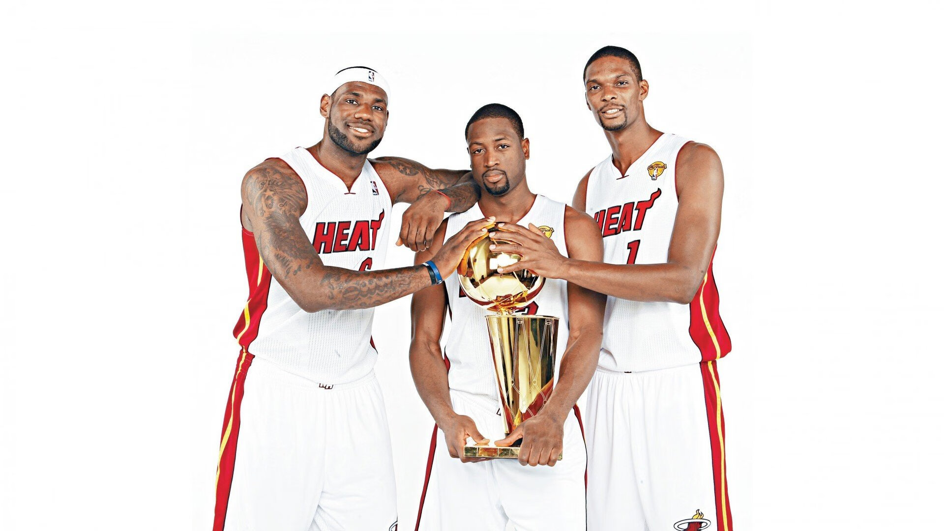 当东方巨龙遇上银黑军团，平行宇宙的体育狂想